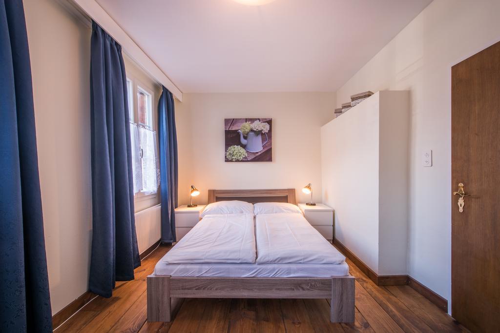 Cecile - Tell Apartment *